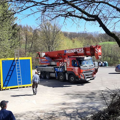 Vorbereitung für den "Containerflug"