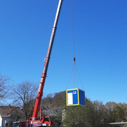 Der Container "am kangen Haken"